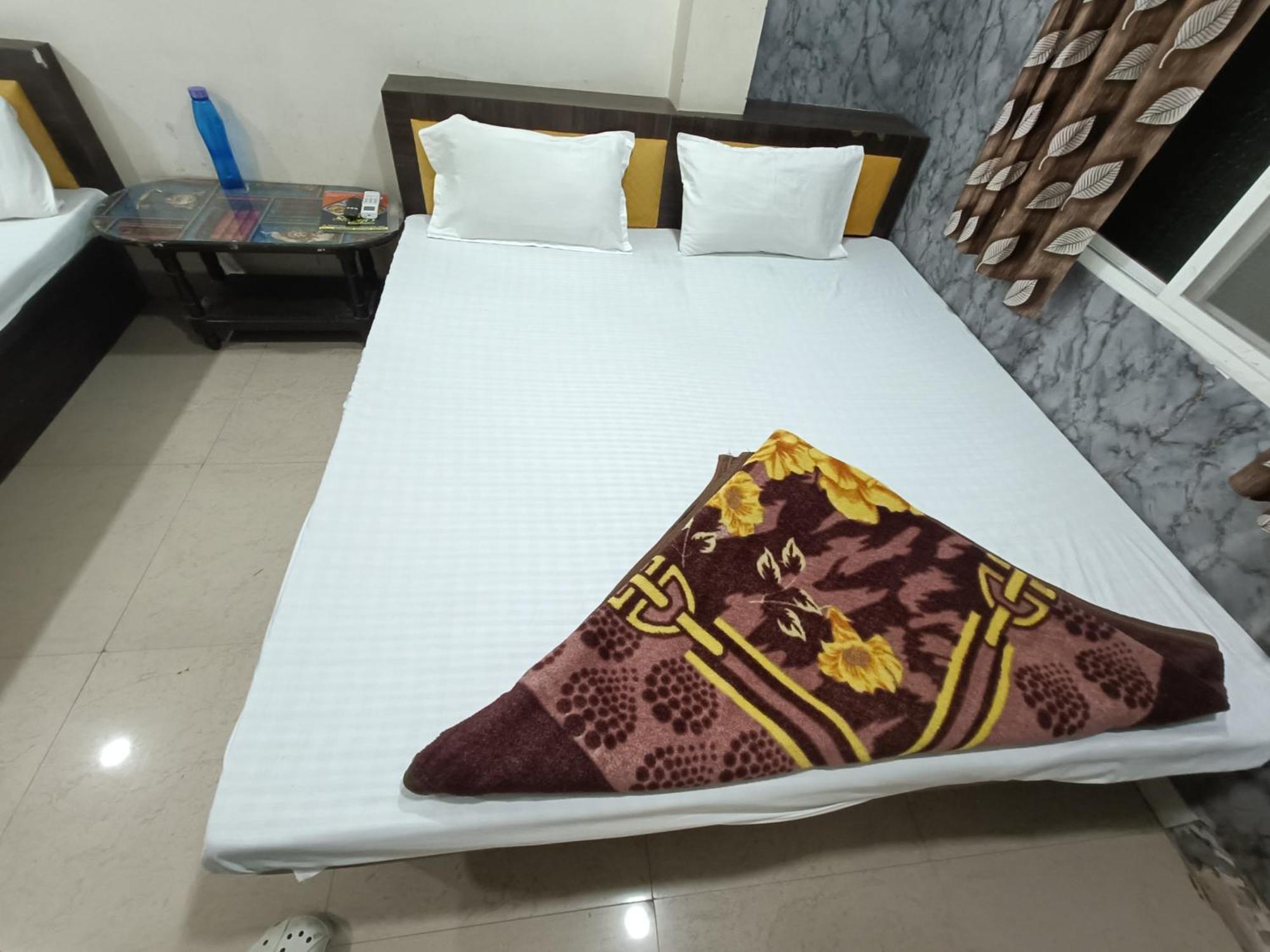 Ginger Hotels Ujjain Tower Kshipra Inn-Family Stay Airconditioned Hotel Eksteriør billede