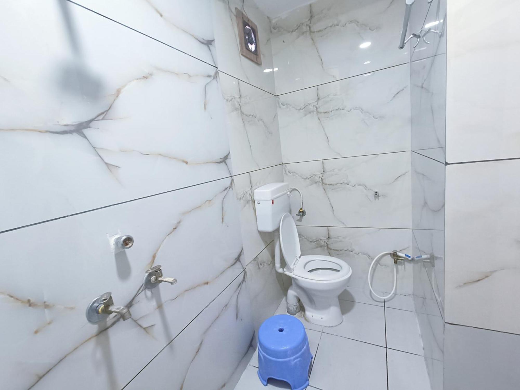 Ginger Hotels Ujjain Tower Kshipra Inn-Family Stay Airconditioned Hotel Eksteriør billede