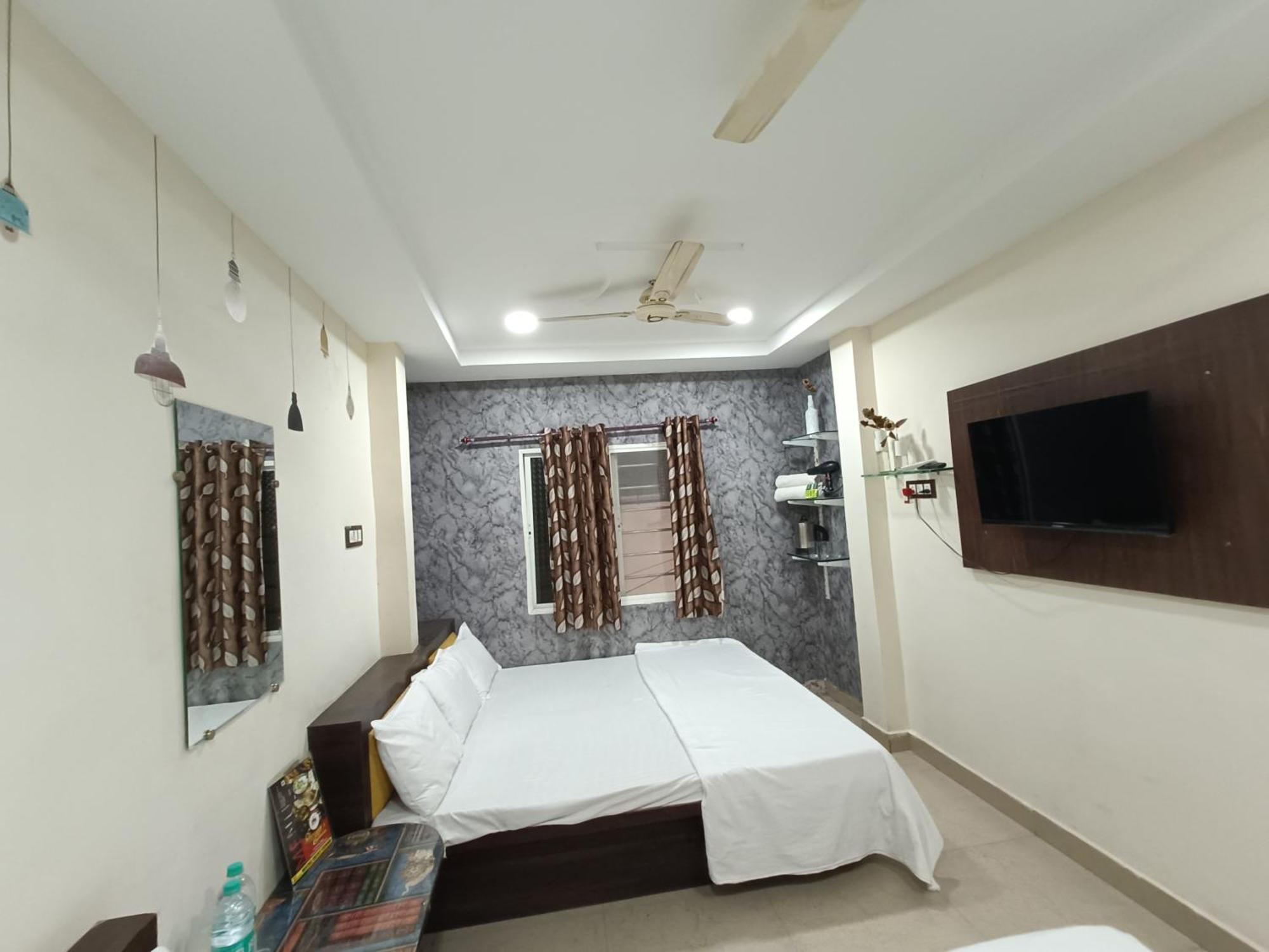 Ginger Hotels Ujjain Tower Kshipra Inn-Family Stay Airconditioned Hotel Eksteriør billede