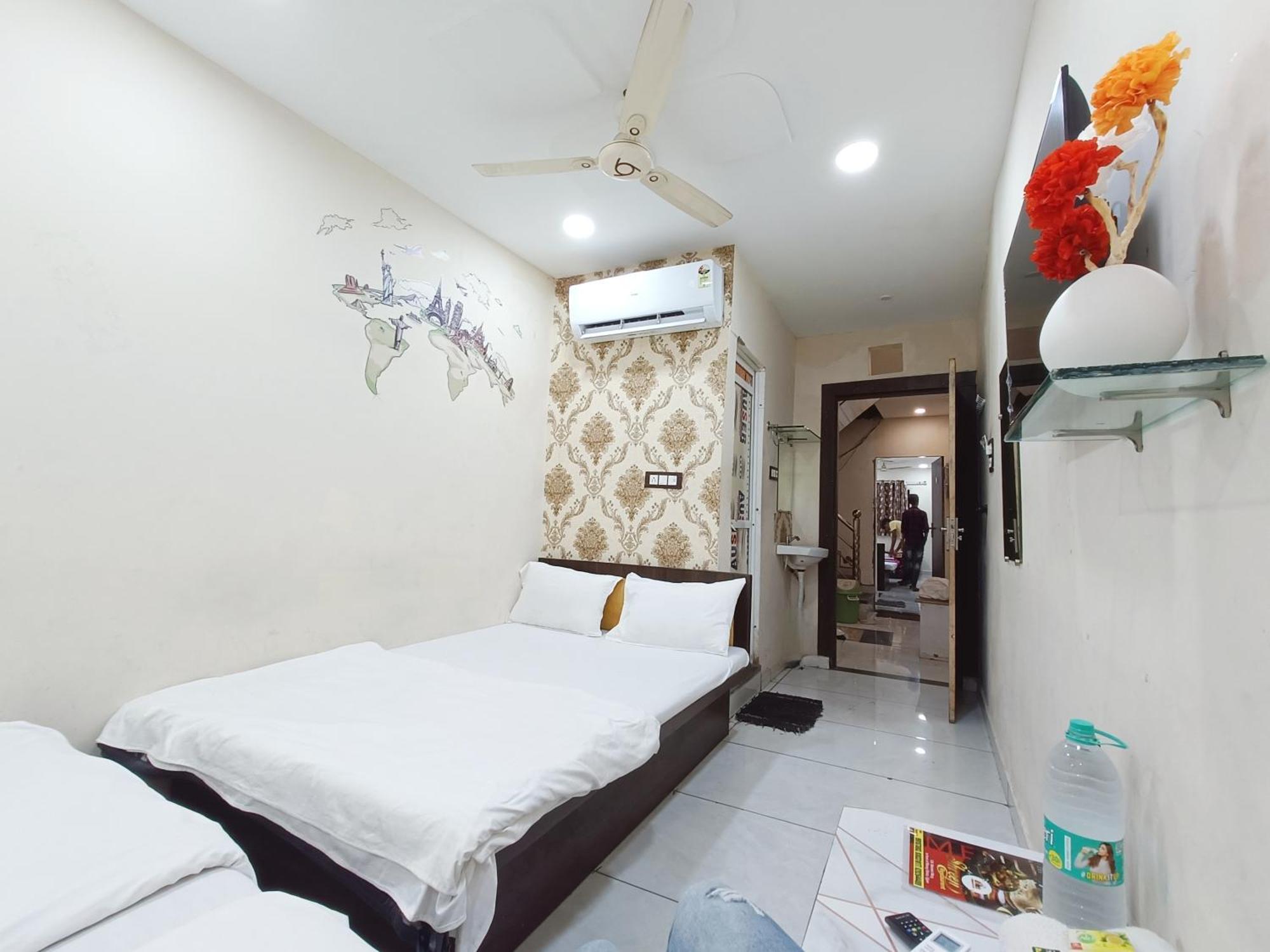 Ginger Hotels Ujjain Tower Kshipra Inn-Family Stay Airconditioned Hotel Eksteriør billede