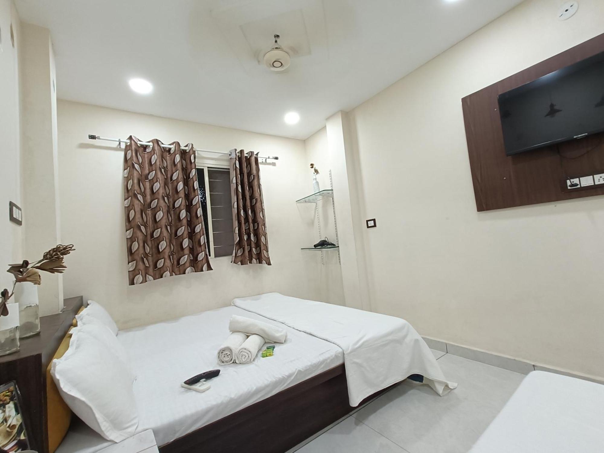Ginger Hotels Ujjain Tower Kshipra Inn-Family Stay Airconditioned Hotel Eksteriør billede
